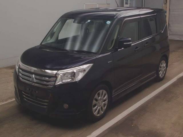 2051 MITSUBISHI DELICA D2 MB36S 2018 г. (TAA Kantou)